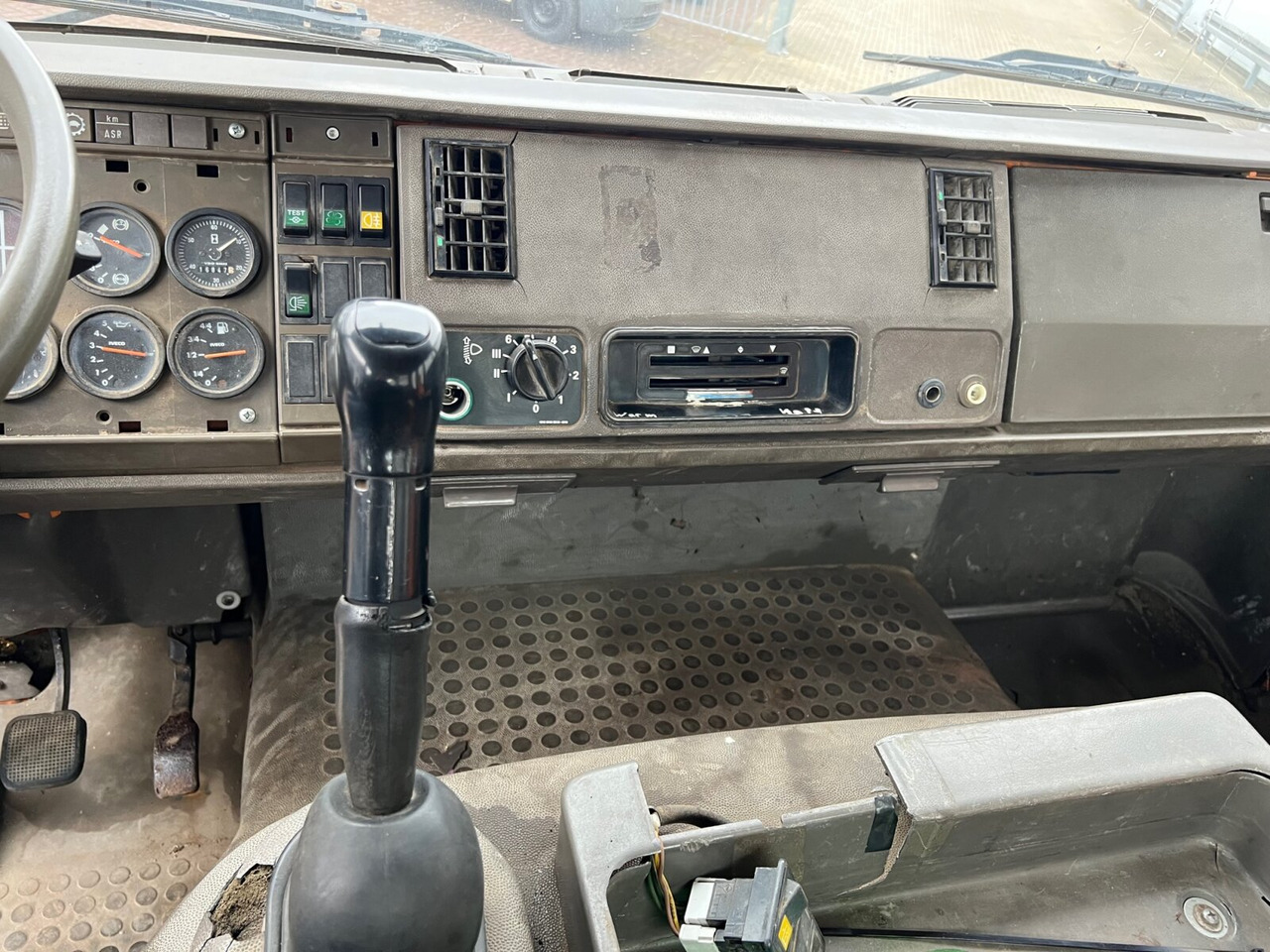 260-34 AHW 6x6 260-34 AHW 6x6, V8, Manual, Full Steel - Châssis cabine: photos 3 260-34 AHW 6x6 260-34 AHW 6x6, V8, Manual, Full Steel - Châssis cabine: photos 3