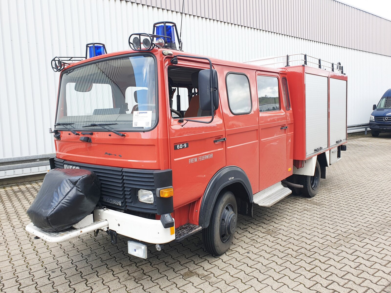 60-9A Doka 4x2 60-9A Doka 4x2, LF8 - Camion de pompier: photos 1 60-9A Doka 4x2 60-9A Doka 4x2, LF8 - Camion de pompier: photos 1