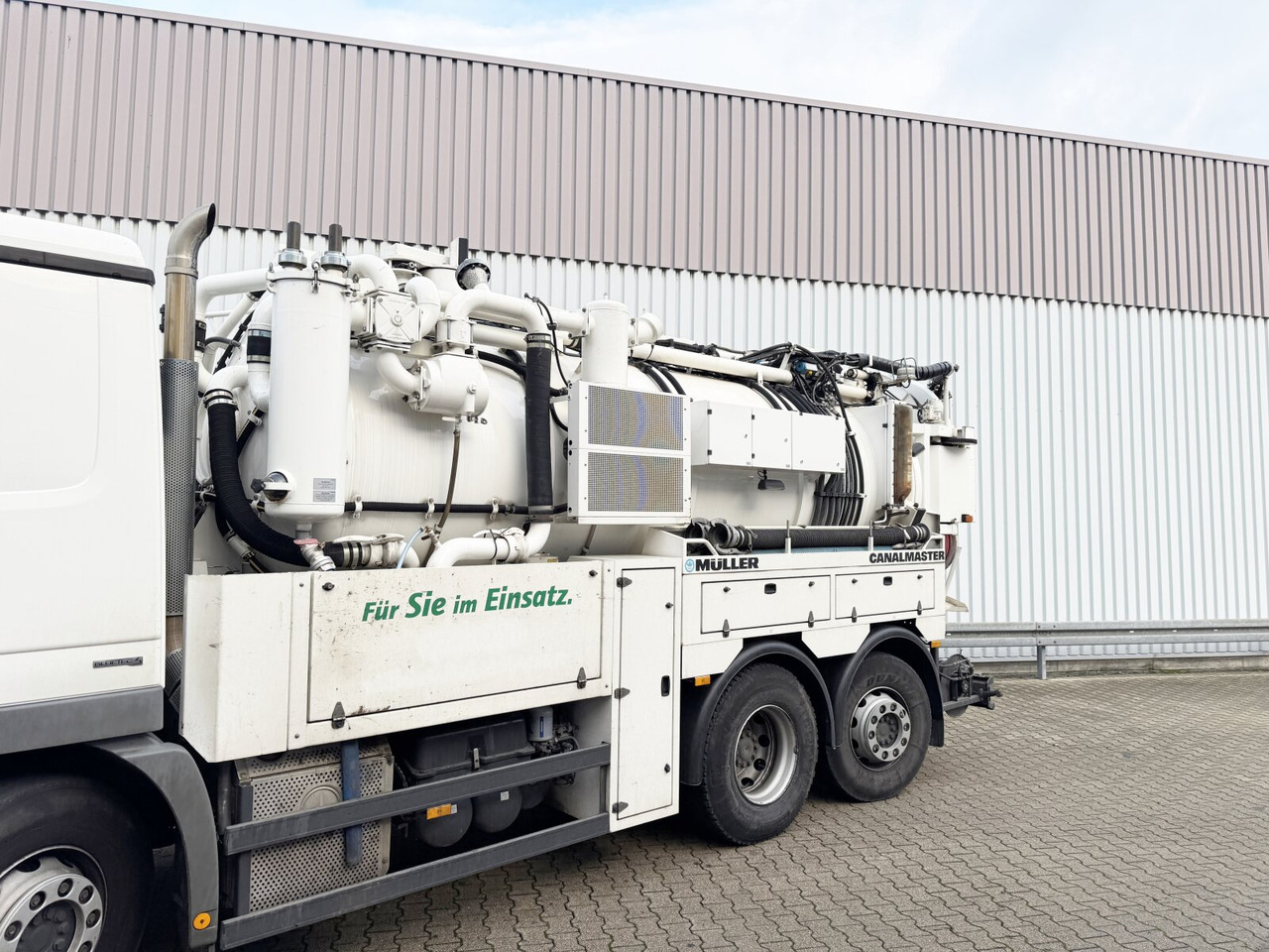 Camion Mercedes-Benz Actros 2536 L 6x2 Actros 2536 L 6x2, Müller Saug- und Spülwagen ca. 10,5m³, Lenkachse: photos 6
