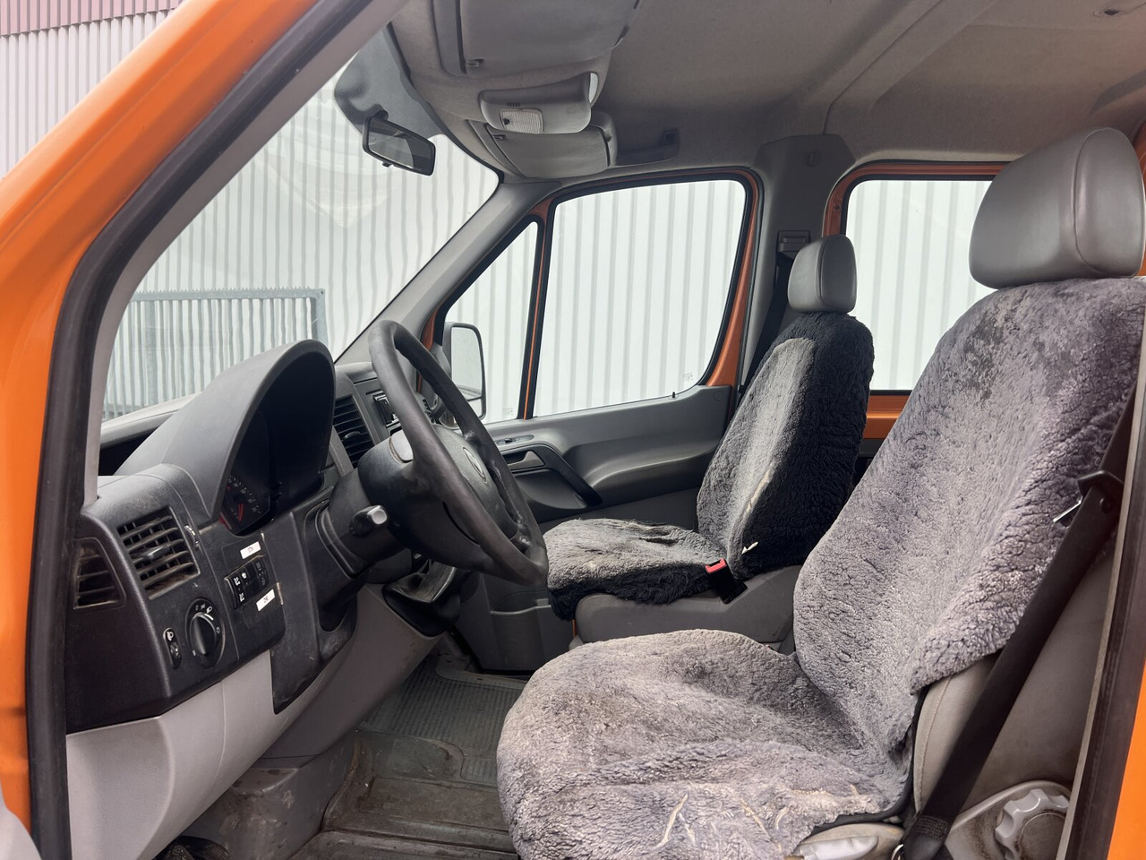 Crafter 2.5 TDI 4x2 Doka Crafter 2.5 TDI 4x2 Doka, Meiller Kipper - Camion benne: photos 4 Crafter 2.5 TDI 4x2 Doka Crafter 2.5 TDI 4x2 Doka, Meiller Kipper - Camion benne: photos 4