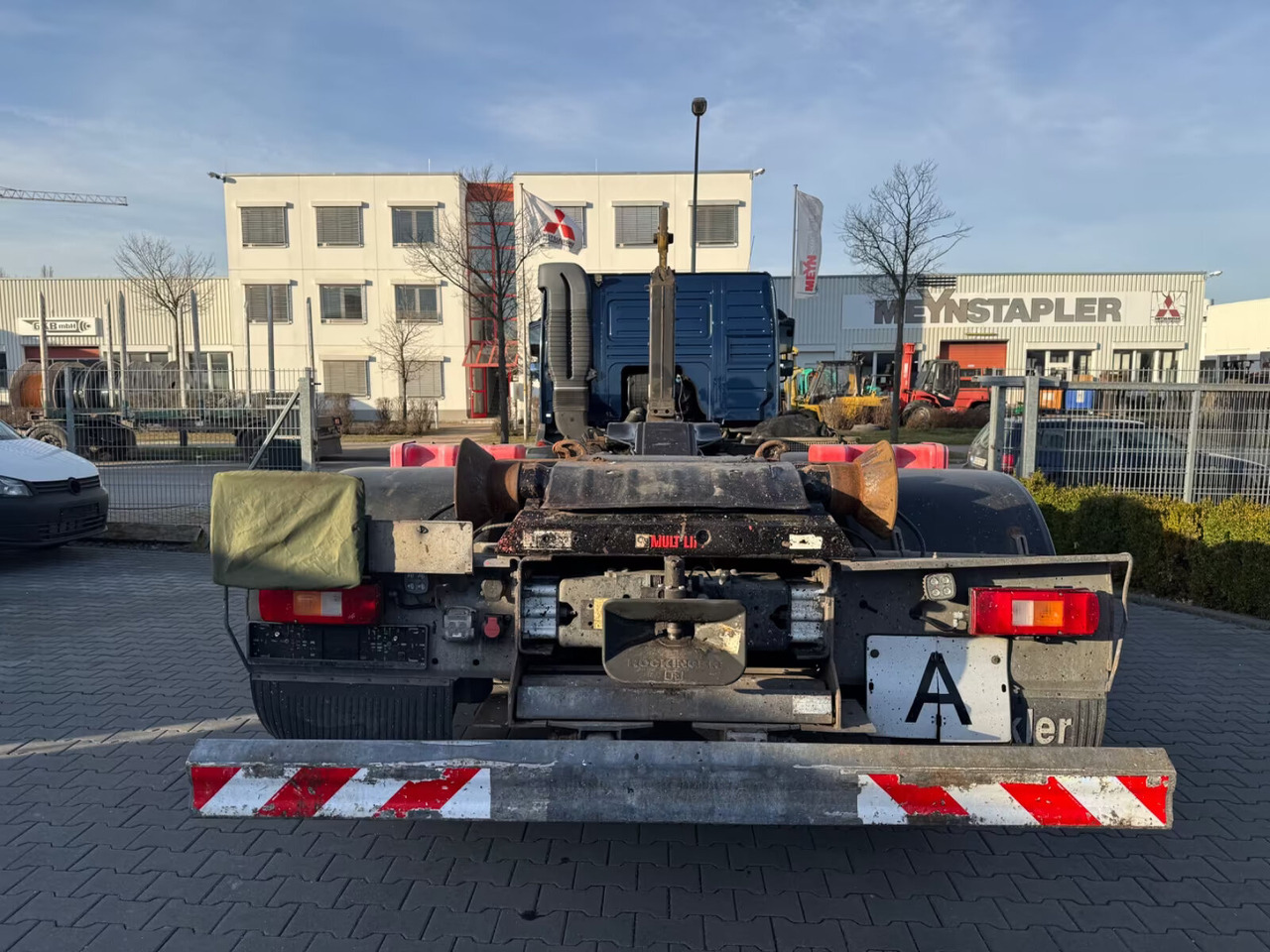 FM 410 6x2 FM 410 6x2, Lenk-/Liftachse - Camion ampliroll: photos 4 FM 410 6x2 FM 410 6x2, Lenk-/Liftachse - Camion ampliroll: photos 4