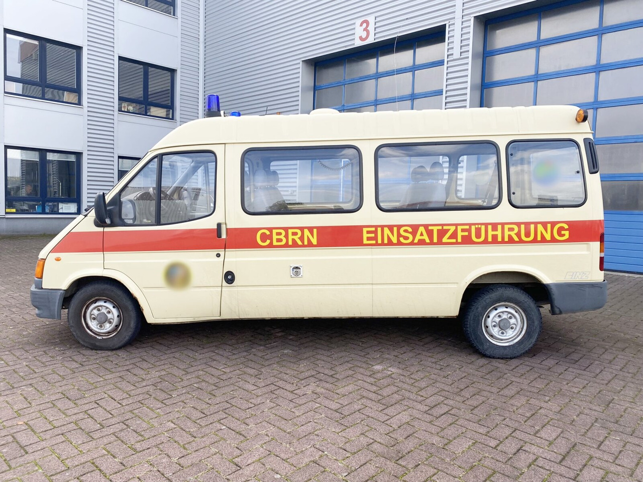 Minibus, Transport de personnes Ford Transit 2.5 4x2 Transit 2.5 4x2, Personentransporter, 8 Sitze: photos 13