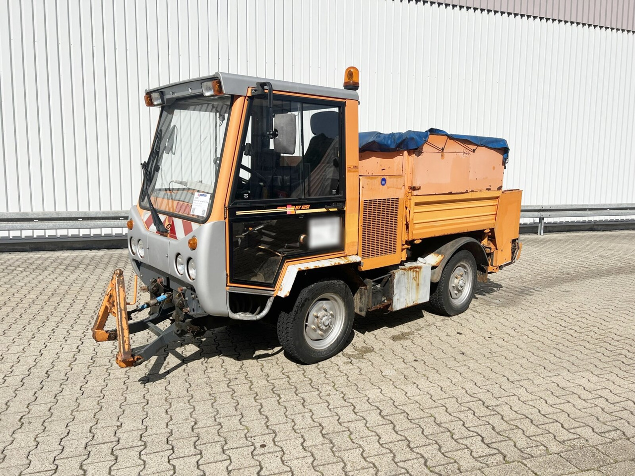 HY 1251 / 4x4 Bokimobil, Winterdienst, Kehr/Saugmaschine KIEFER HY 1251 / 4x4 Bokimobil, Winterdienst - Tracteur communal: photos 1 HY 1251 / 4x4 Bokimobil, Winterdienst, Kehr/Saugmaschine KIEFER HY 1251 / 4x4 Bokimobil, Winterdienst - Tracteur communal: photos 1