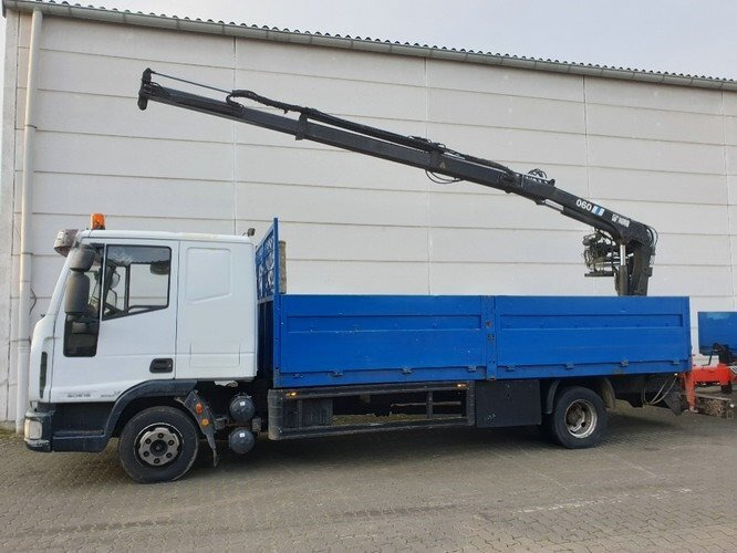 Iveco EuroCargo 80E 18 4x2 Euro Cargo ML 80 E 18, Hiab Kran 060-2 - Camion grue, Camion plateau: photos 5 Iveco EuroCargo 80E 18 4x2 Euro Cargo ML 80 E 18, Hiab Kran 060-2 - Camion grue, Camion plateau: photos 5