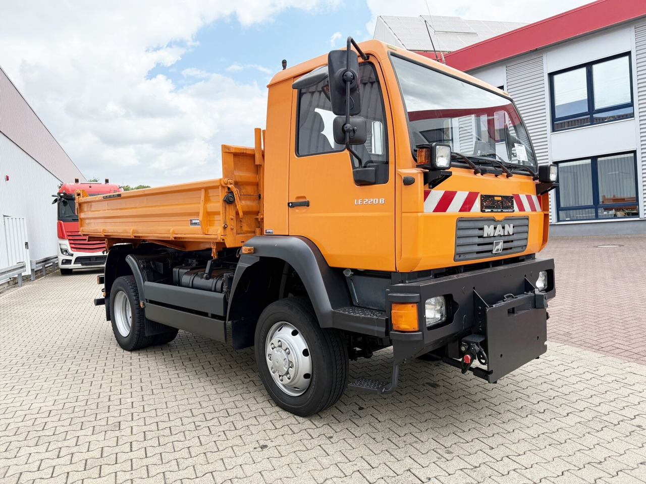 Camion benne MAN 14.225 LAK 4x4 BB 14.225 LAK 4x4 BB, Winterdienstausstattung: photos 11