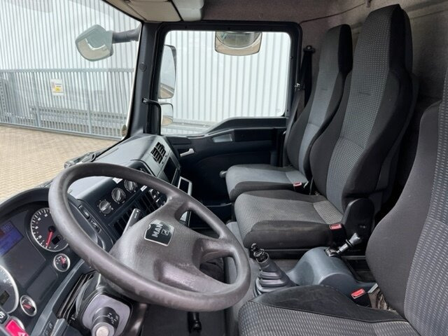MAN TGL 8.180 4x2 BL TGL 8.180 4x2 BL mit MBB LBW - Camion fourgon: photos 3 MAN TGL 8.180 4x2 BL TGL 8.180 4x2 BL mit MBB LBW - Camion fourgon: photos 3