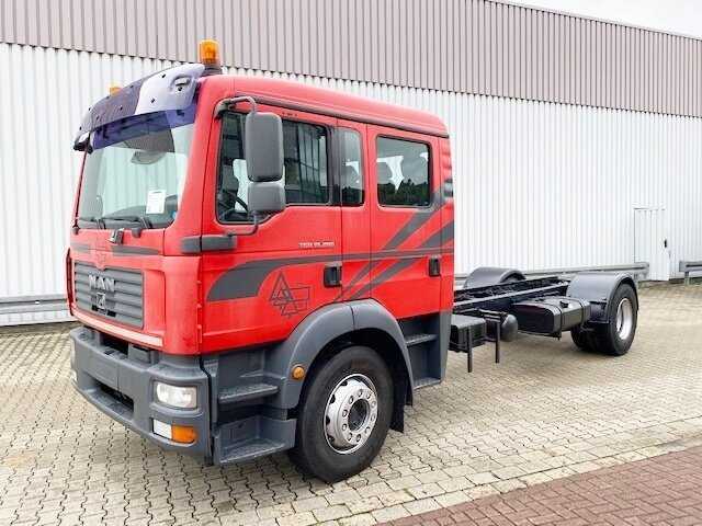 MAN TGM 18.280 4x2 BL Doka TGM 18.280 4x2 BL Doka - Châssis cabine: photos 1 MAN TGM 18.280 4x2 BL Doka TGM 18.280 4x2 BL Doka - Châssis cabine: photos 1