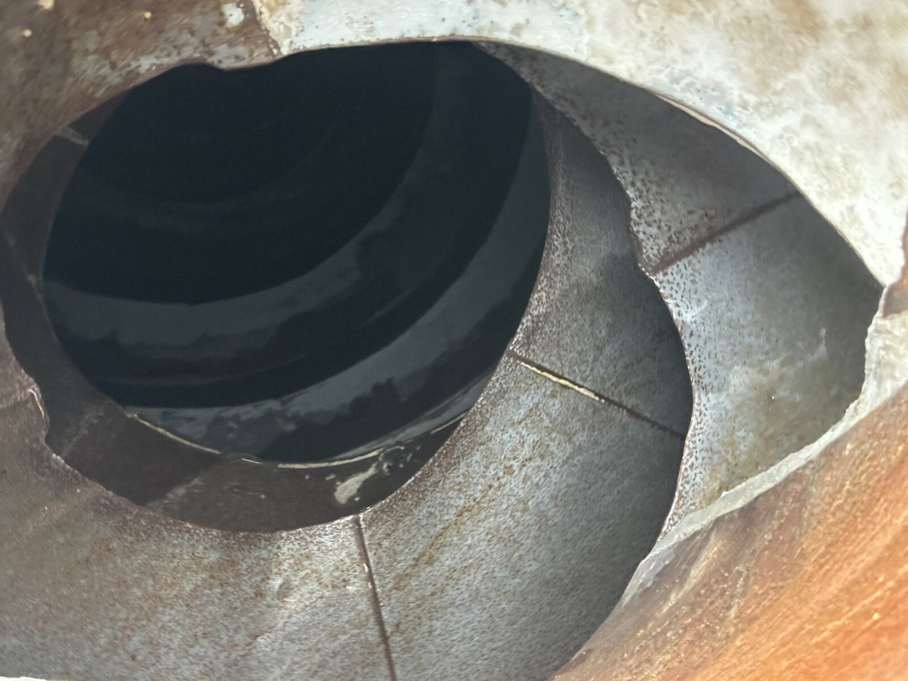 MAN TGS 32.420 8x4 BB TGS 32.420 8x4 BB, Betonmischer Stetter ca. 9m³ - Camion malaxeur: photos 4 MAN TGS 32.420 8x4 BB TGS 32.420 8x4 BB, Betonmischer Stetter ca. 9m³ - Camion malaxeur: photos 4