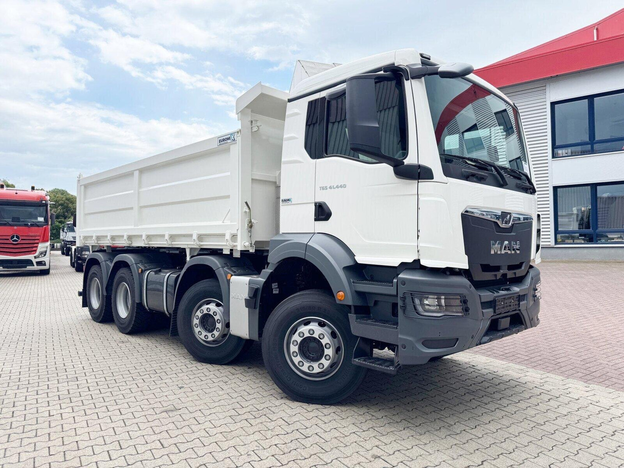 MAN TGS 41.440 8x4 BB TGS 41.440 8x4 BB, Bordmatik, ca. 16m³ - Camion benne: photos 5 MAN TGS 41.440 8x4 BB TGS 41.440 8x4 BB, Bordmatik, ca. 16m³ - Camion benne: photos 5