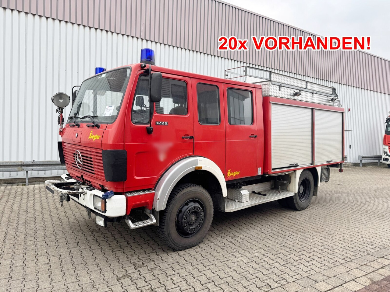 Mercedes-Benz 1222 AF 4x4 Doka 1222 AF 4x4 Doka, LF 16 TS - Camion de pompier: photos 1 Mercedes-Benz 1222 AF 4x4 Doka 1222 AF 4x4 Doka, LF 16 TS - Camion de pompier: photos 1