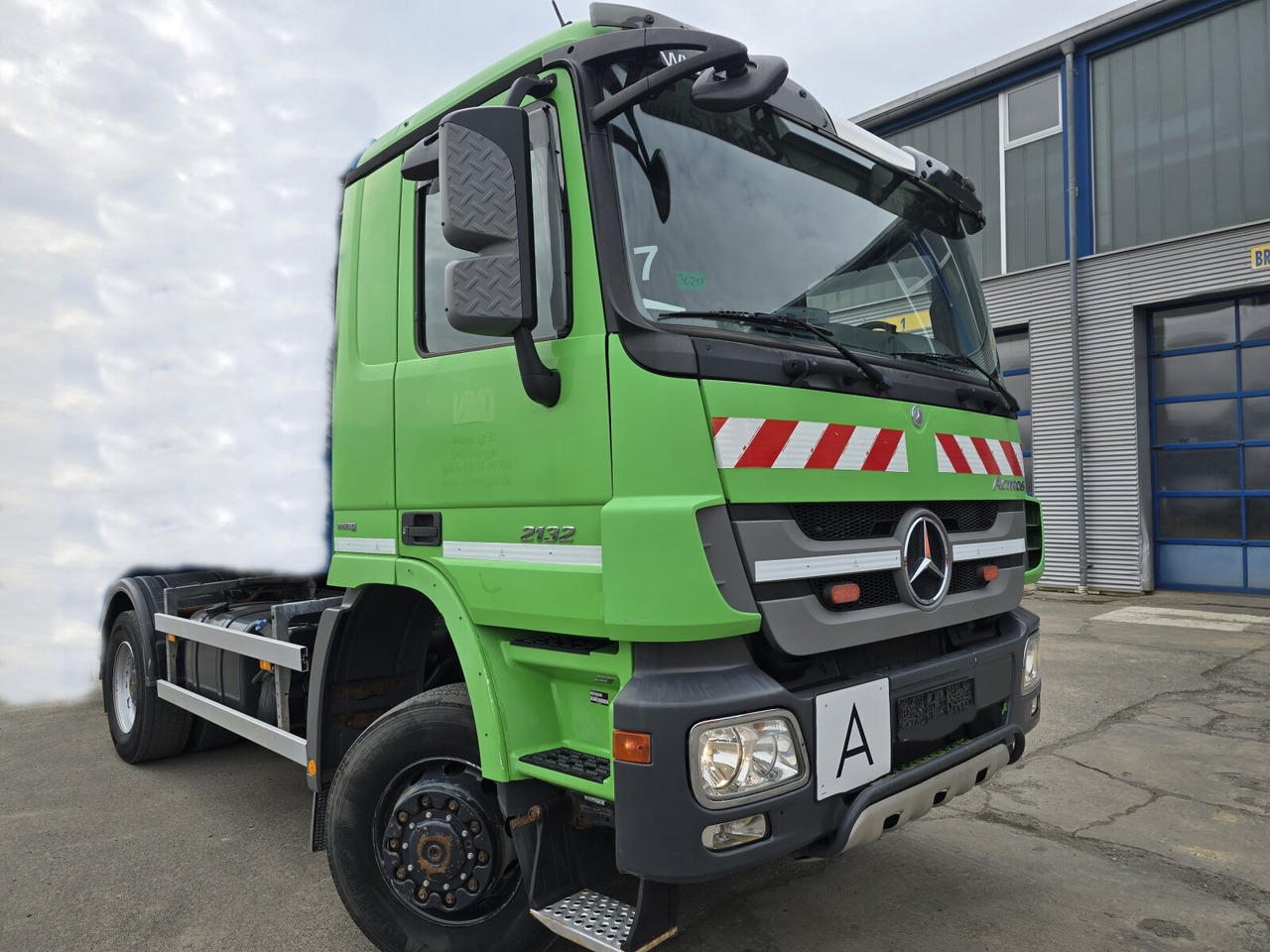 Mercedes-Benz Actros 2032 LA 4x4 Actros 2032 LA 4x4/ Rdstand 3.600 mm - Châssis cabine: photos 1 Mercedes-Benz Actros 2032 LA 4x4 Actros 2032 LA 4x4/ Rdstand 3.600 mm - Châssis cabine: photos 1