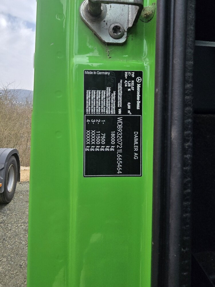 Mercedes-Benz Actros 2032 LA 4x4 Actros 2032 LA 4x4/ Rdstand 3.600 mm - Châssis cabine: photos 2 Mercedes-Benz Actros 2032 LA 4x4 Actros 2032 LA 4x4/ Rdstand 3.600 mm - Châssis cabine: photos 2