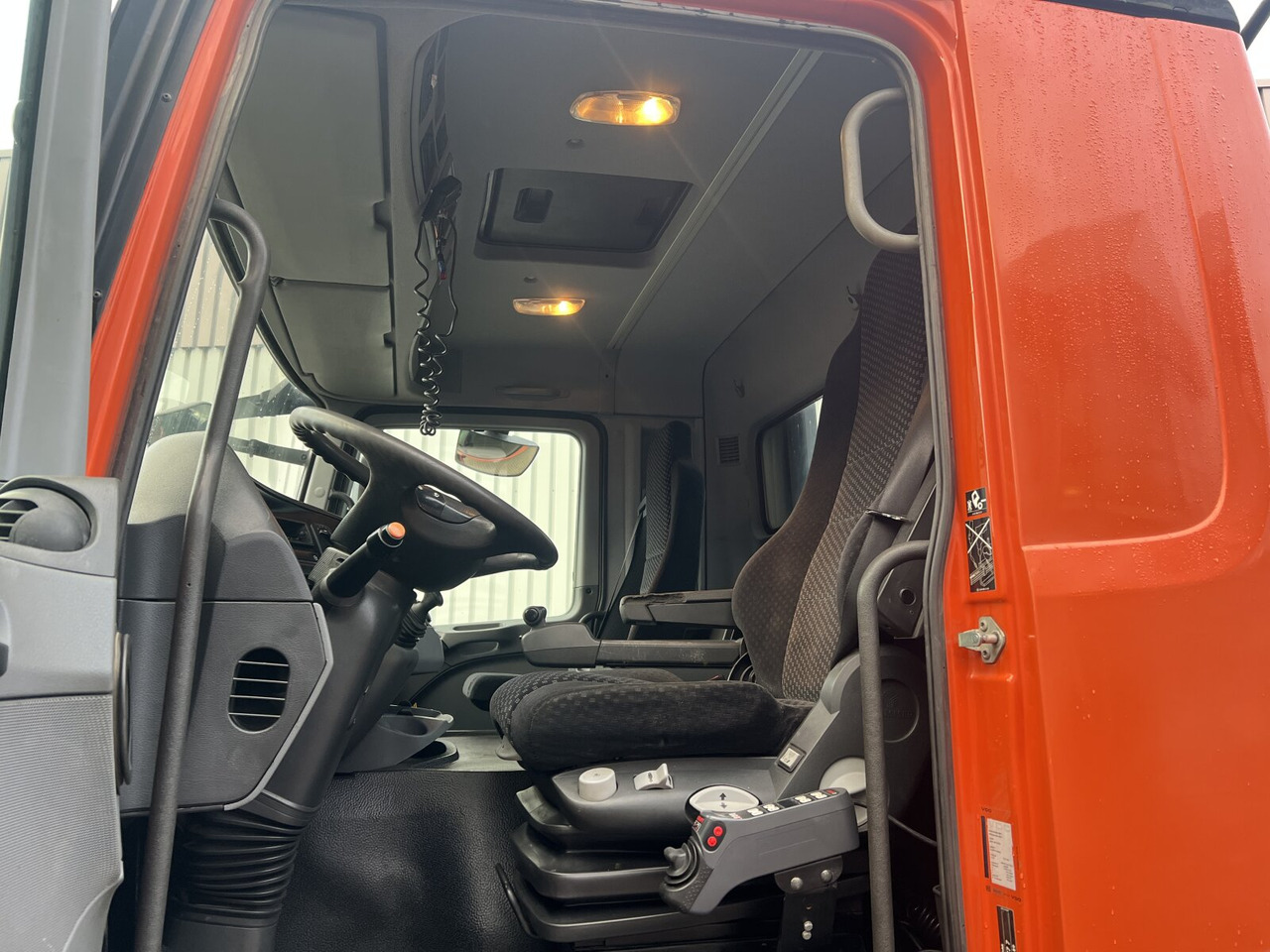 Mercedes-Benz Actros 2644/48 K 6x4 Actros 2644/48 K 6x4, Manual Gearbox, Full Steel - Châssis cabine: photos 4 Mercedes-Benz Actros 2644/48 K 6x4 Actros 2644/48 K 6x4, Manual Gearbox, Full Steel - Châssis cabine: photos 4