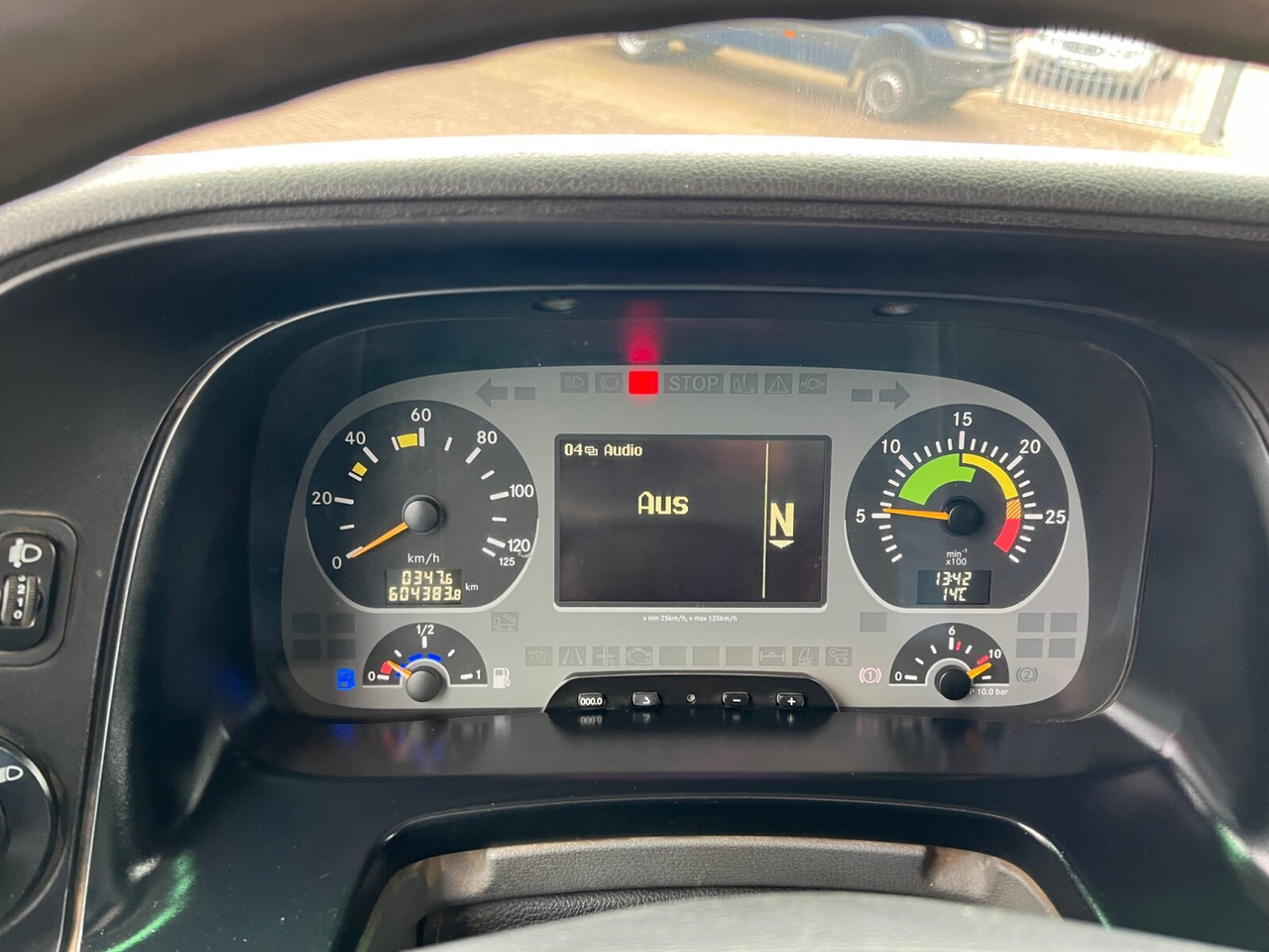 Mercedes-Benz Actros 2644/48 K 6x4 Actros 2644/48 K 6x4, Stahlmulde ca. 14m³ en crédit-bail Mercedes-Benz Actros 2644/48 K 6x4 Actros 2644/48 K 6x4, Stahlmulde ca. 14m³: photos 9 Mercedes-Benz Actros 2644/48 K 6x4 Actros 2644/48 K 6x4, Stahlmulde ca. 14m³ en crédit-bail Mercedes-Benz Actros 2644/48 K 6x4 Actros 2644/48 K 6x4, Stahlmulde ca. 14m³: photos 9