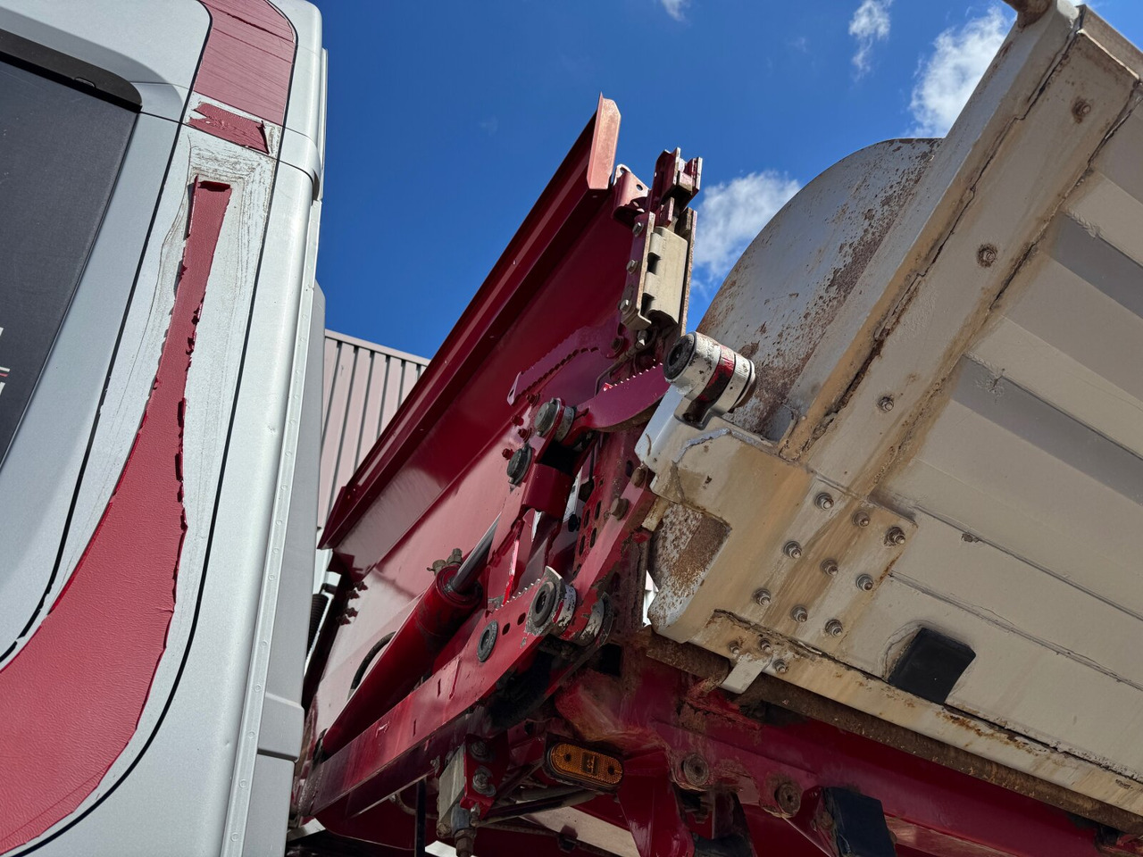 Mercedes-Benz Actros 2648 LK 6x4 Actros 2648 LK 6x4, Retarder, Bordmatik, Bi-Xenon - Camion benne: photos 2 Mercedes-Benz Actros 2648 LK 6x4 Actros 2648 LK 6x4, Retarder, Bordmatik, Bi-Xenon - Camion benne: photos 2