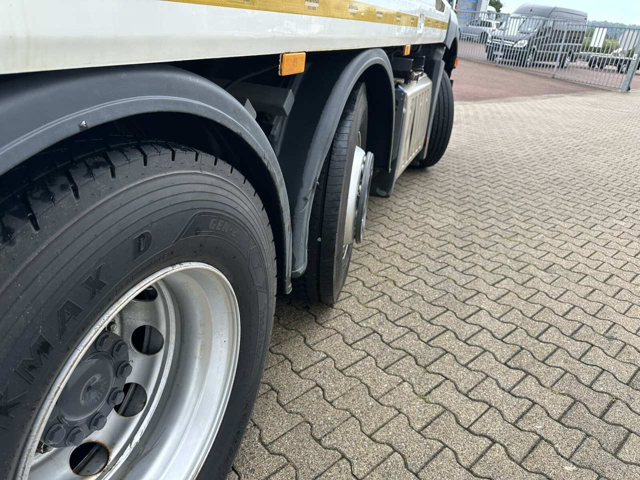 Mercedes-Benz Antos 2540 L 6x2 Antos 2540 L 6x2, Vorlauflenk-/Liftachse, Teleabsetzer - Camion multibenne: photos 4 Mercedes-Benz Antos 2540 L 6x2 Antos 2540 L 6x2, Vorlauflenk-/Liftachse, Teleabsetzer - Camion multibenne: photos 4