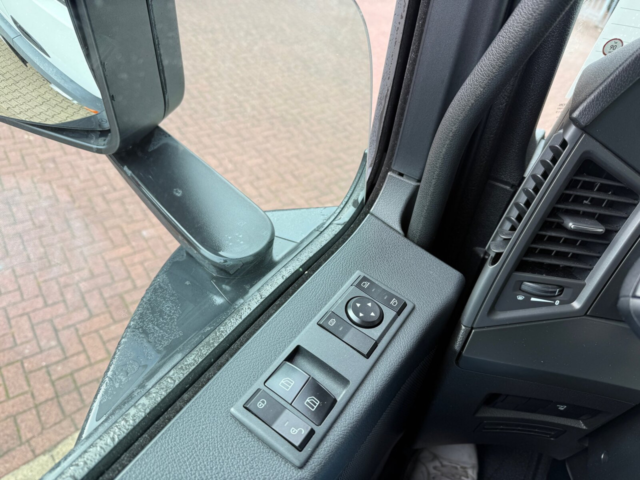 Mercedes-Benz Arocs 1827/30 A 4x4 Arocs 1827/30 A 4x4, mehrfach vorhanden! - Châssis cabine: photos 5 Mercedes-Benz Arocs 1827/30 A 4x4 Arocs 1827/30 A 4x4, mehrfach vorhanden! - Châssis cabine: photos 5