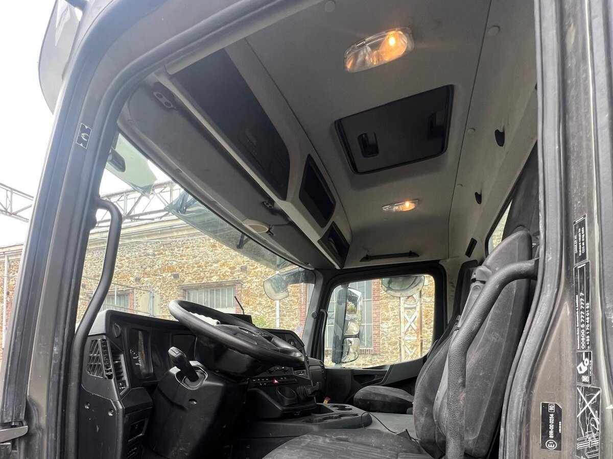 Mercedes-Benz Arocs 1830 K 4x2 Arocs 1830 K 4x2, Betonpumpe Schwing S 20, Funk - Camion pompe: photos 5 Mercedes-Benz Arocs 1830 K 4x2 Arocs 1830 K 4x2, Betonpumpe Schwing S 20, Funk - Camion pompe: photos 5