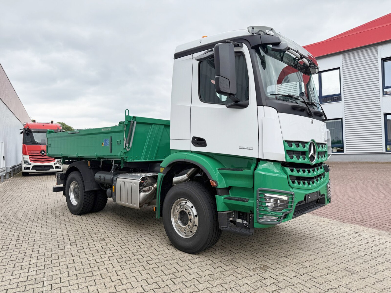 Camion benne neuf Mercedes-Benz Arocs 1840 K 4x2 Arocs 1840 K 4x2, MultimediaCockpit, Alu-Bordwände, Platz für Kranmontage: photos 9
