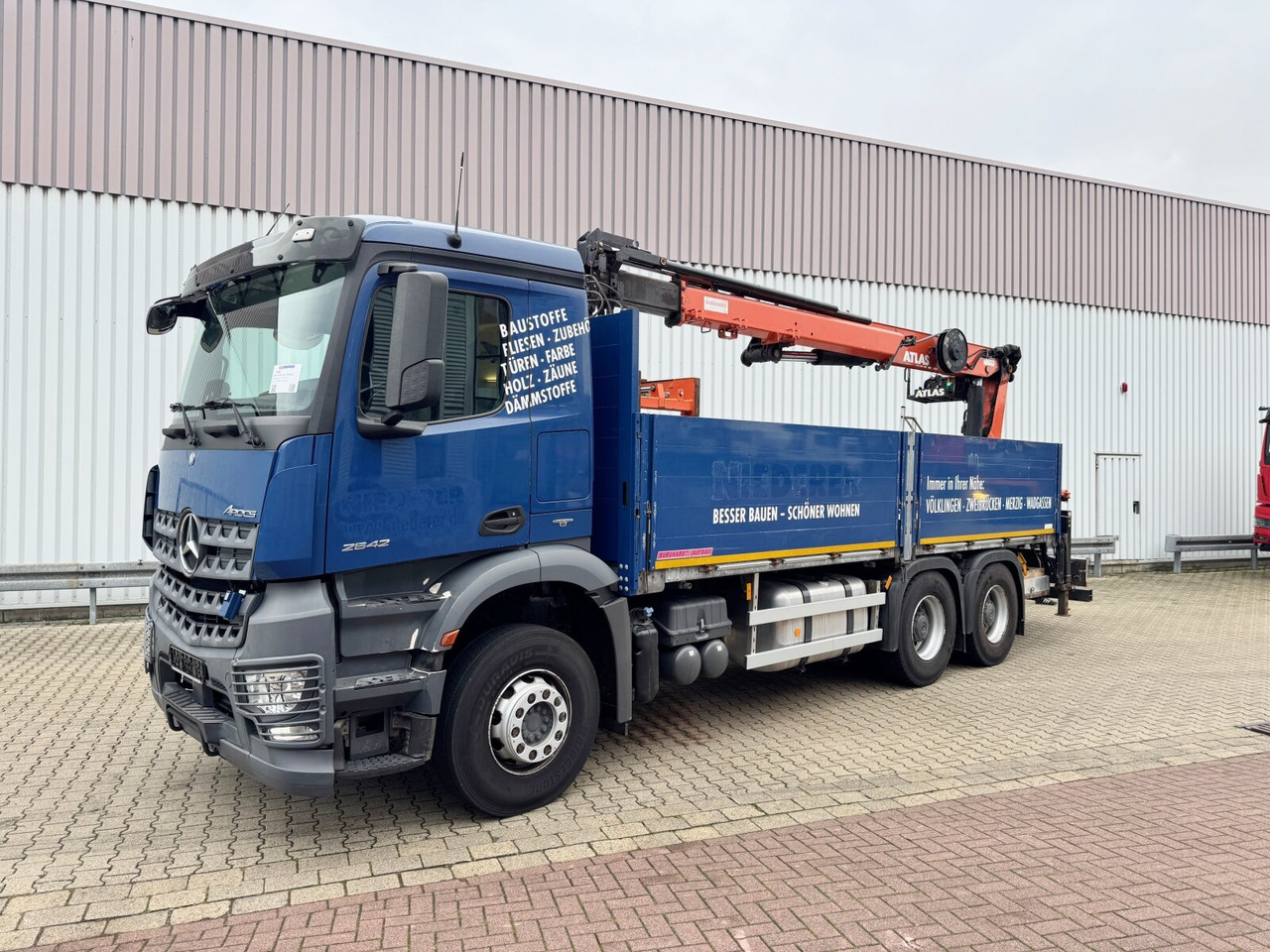 Camion grue, Camion plateau Mercedes-Benz Arocs 2642 6x4 Arocs 2642 6x4 mit Heckkran Atlas AK 186.3 V-2: photos 8