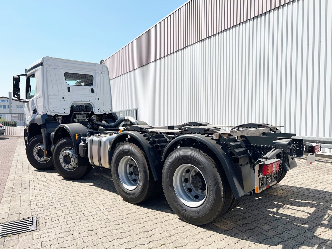 Châssis cabine neuf Mercedes-Benz Arocs 3240 8x4 Arocs 3240 8x4: photos 12