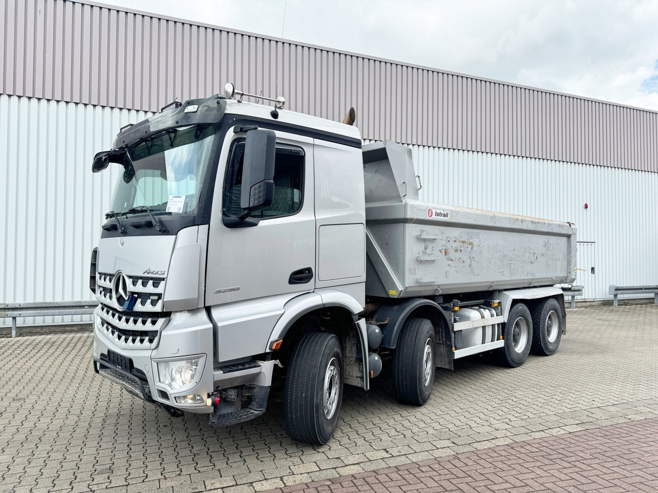 Tombereau Mercedes-Benz Arocs 3258 LK 8x4/4 Arocs 3258 LK 8x4/4, Retarder, Bi-Xenon, Stahlmulde ca. 14m³, hydr. Heckklappenöffnung: photos 8