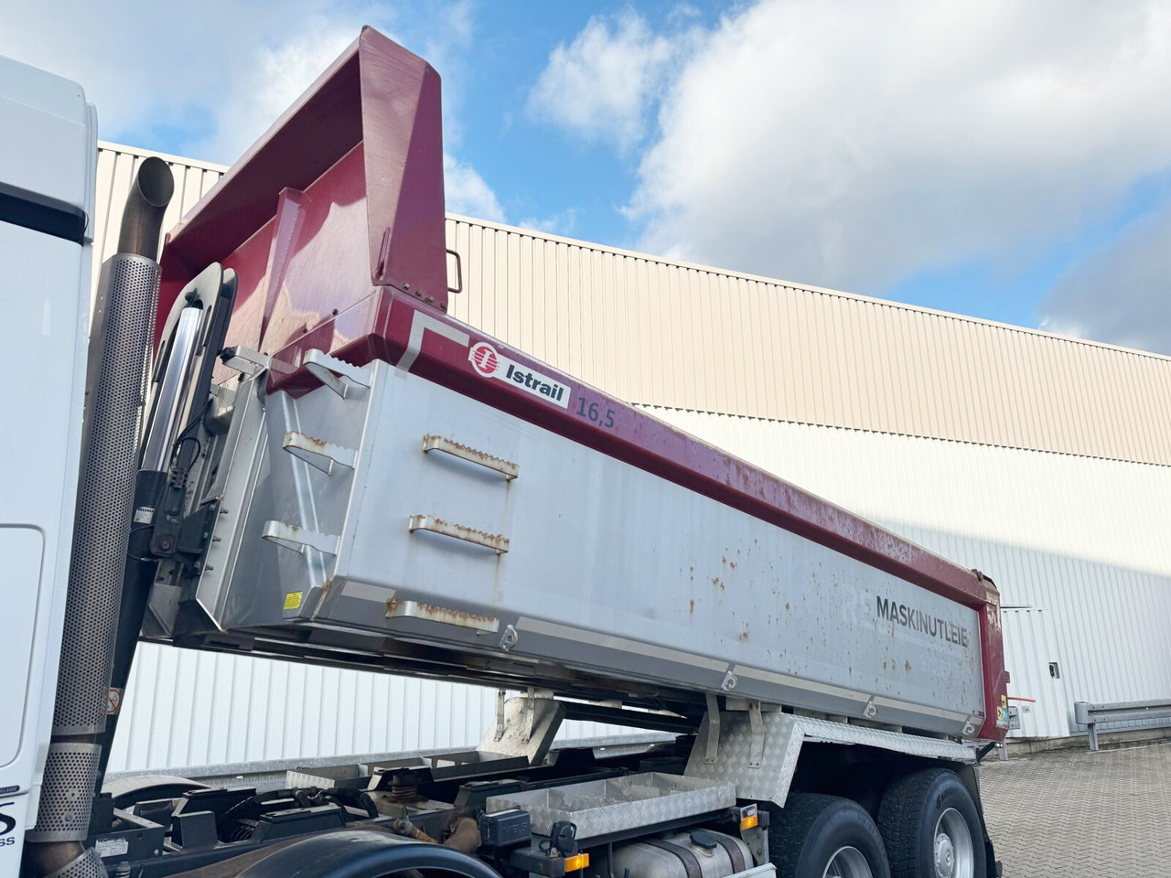 Mercedes-Benz Arocs 3258 LK 8x4/4 Arocs 3258 LK 8x4/4, Retarder, Stahlmulde ca. 14m³, hydr. Heckklappenöffnung en crédit-bail Mercedes-Benz Arocs 3258 LK 8x4/4 Arocs 3258 LK 8x4/4, Retarder, Stahlmulde ca. 14m³, hydr. Heckklappenöffnung: photos 14