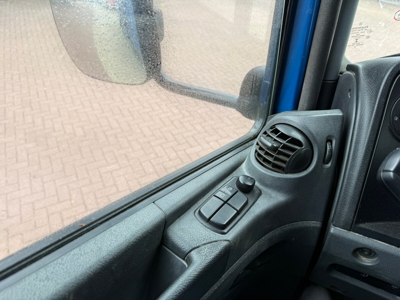 Mercedes-Benz Atego 1630 K 4x2 Atego 1630 K 4x2, Meiller 3-Seiten, 2 x AHK Öl - Camion benne: photos 5 Mercedes-Benz Atego 1630 K 4x2 Atego 1630 K 4x2, Meiller 3-Seiten, 2 x AHK Öl - Camion benne: photos 5