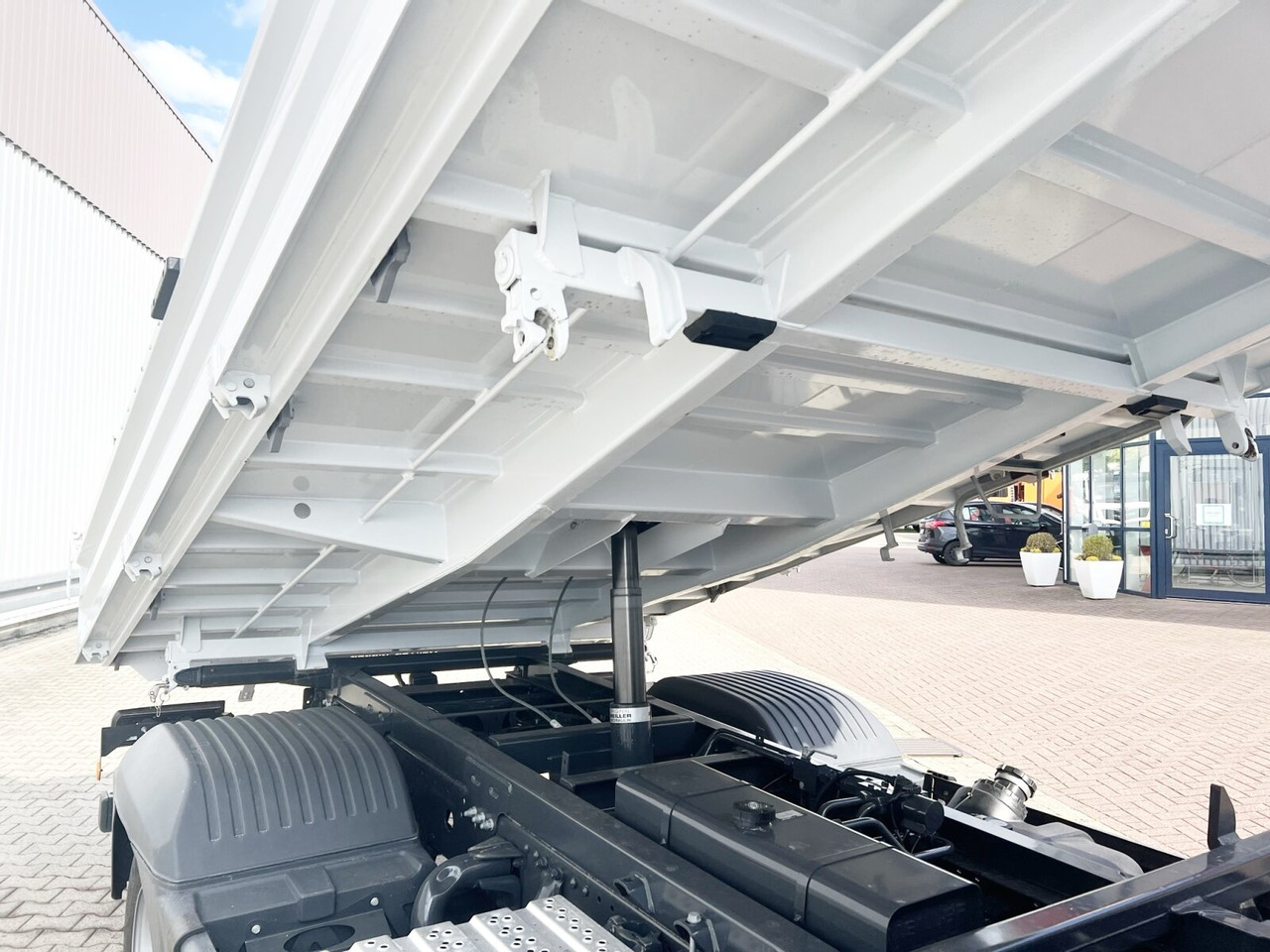 Camion benne Mercedes-Benz Atego 818/23 K 4x2 Atego 818/23 K 4x2, 2x AHK, Meiller-Kipper, mehrfach Vorhanden!: photos 12 Camion benne Mercedes-Benz Atego 818/23 K 4x2 Atego 818/23 K 4x2, 2x AHK, Meiller-Kipper, mehrfach Vorhanden!: photos 12