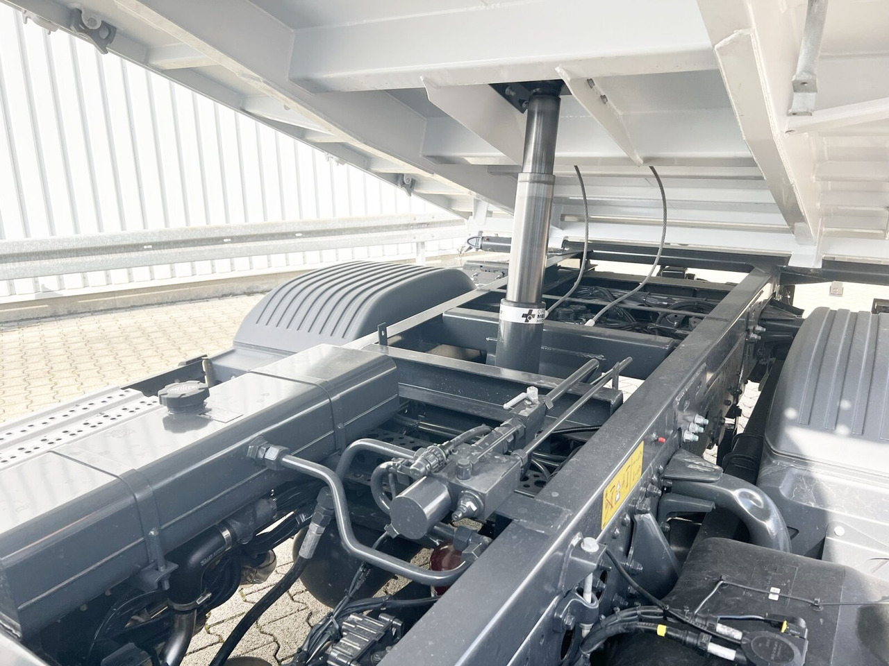 Camion benne Mercedes-Benz Atego 818/23 K 4x2 Atego 818/23 K 4x2, 2x AHK, Meiller-Kipper, mehrfach Vorhanden!: photos 13 Camion benne Mercedes-Benz Atego 818/23 K 4x2 Atego 818/23 K 4x2, 2x AHK, Meiller-Kipper, mehrfach Vorhanden!: photos 13