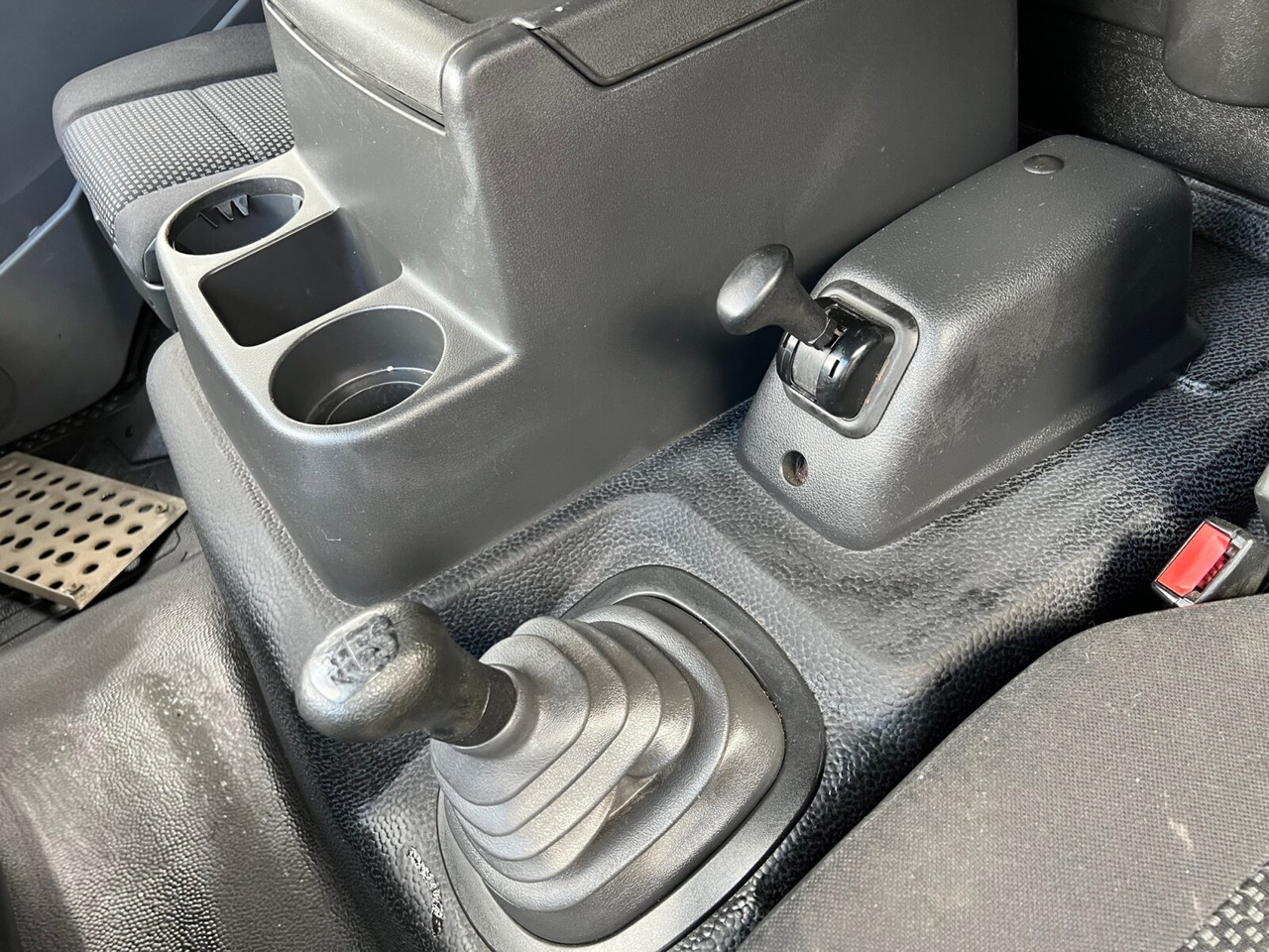 Camion fourgon Mercedes-Benz Atego 818 L 4x2 Atego 818 L 4x2 mit MBB LBW, 4x Vorhanden!: photos 4 Camion fourgon Mercedes-Benz Atego 818 L 4x2 Atego 818 L 4x2 mit MBB LBW, 4x Vorhanden!: photos 4