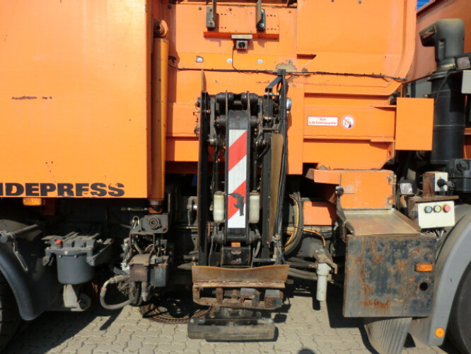 Benne à ordures ménagères pour transport de déchets Mercedes-Benz Econic 2628L 6x2 mit SIDEPRESS Aufbau Econic 2628L 6x2 mit SIDEPRESS Aufbau: photos 12 Benne à ordures ménagères pour transport de déchets Mercedes-Benz Econic 2628L 6x2 mit SIDEPRESS Aufbau Econic 2628L 6x2 mit SIDEPRESS Aufbau: photos 12