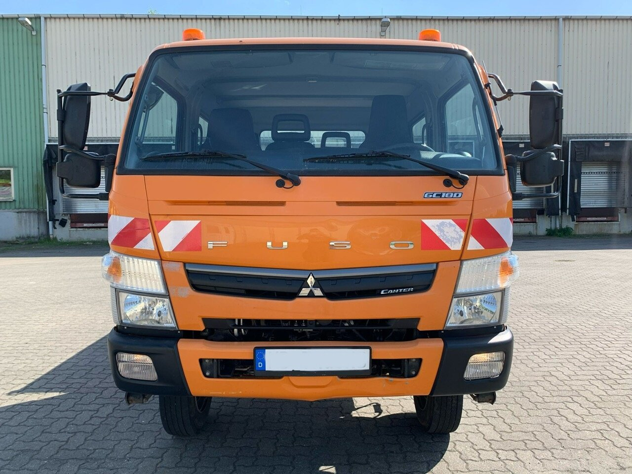 Mitsubishi Canter 6 C18D 4x4 Canter 6 C 18 D/4x4, Allrad, Doka, Kugel AHK, Bluetec - Camion benne: photos 2 Mitsubishi Canter 6 C18D 4x4 Canter 6 C 18 D/4x4, Allrad, Doka, Kugel AHK, Bluetec - Camion benne: photos 2