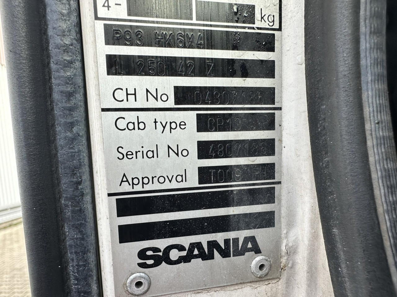 Scania P93 HK 250 6x4L P93 HK 250 6x4L, Abrollkipper - Camion ampliroll: photos 2 Scania P93 HK 250 6x4L P93 HK 250 6x4L, Abrollkipper - Camion ampliroll: photos 2