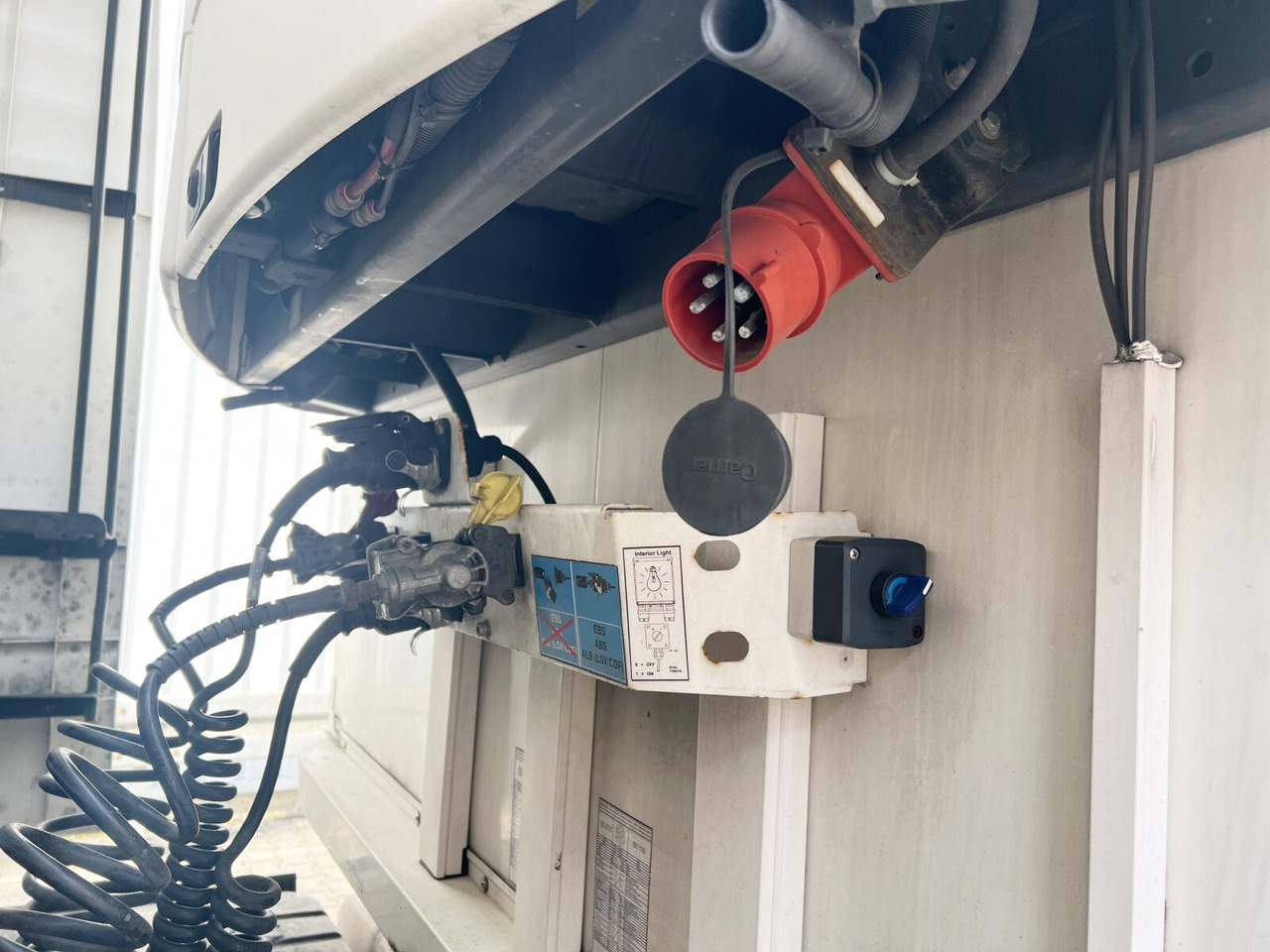 Schmitz Cargobull SKO 24/L-13.4 FP 25 SKO 24/L-13.4 FP 25 45 COOL, Mega, Doppelstock - Semi-remorque frigorifique: photos 2 Schmitz Cargobull SKO 24/L-13.4 FP 25 SKO 24/L-13.4 FP 25 45 COOL, Mega, Doppelstock - Semi-remorque frigorifique: photos 2