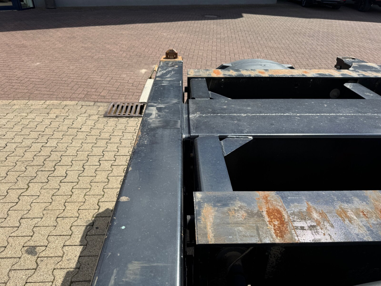 Kögel Port 45 Simplex Container-Chassis Port 45 Simplex, Container-Chassis, 20/2x20/30/40/45 Fuß, ausziehbar - Semi-remorque: photos 5 Kögel Port 45 Simplex Container-Chassis Port 45 Simplex, Container-Chassis, 20/2x20/30/40/45 Fuß, ausziehbar - Semi-remorque: photos 5