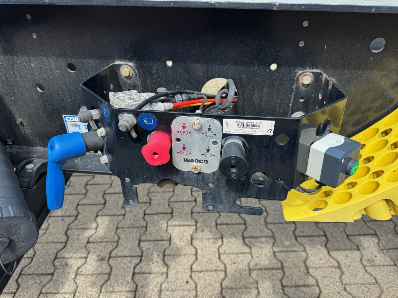 Kögel Port 45 Simplex Container-Chassis Port 45 Simplex, Container-Chassis, 20/2x20/30/40/45 Fuß, ausziehbar - Semi-remorque: photos 3 Kögel Port 45 Simplex Container-Chassis Port 45 Simplex, Container-Chassis, 20/2x20/30/40/45 Fuß, ausziehbar - Semi-remorque: photos 3