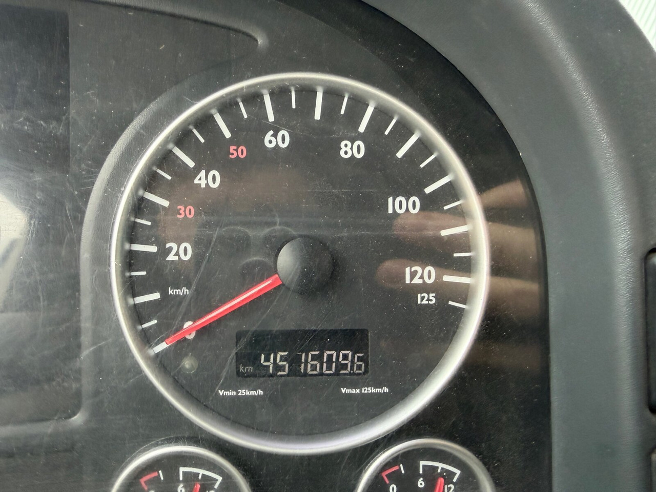 MAN TGA 18.440 4x4 BL TGA 18.440 4x4 BL, Hydraulik - Tracteur routier: photos 3 MAN TGA 18.440 4x4 BL TGA 18.440 4x4 BL, Hydraulik - Tracteur routier: photos 3