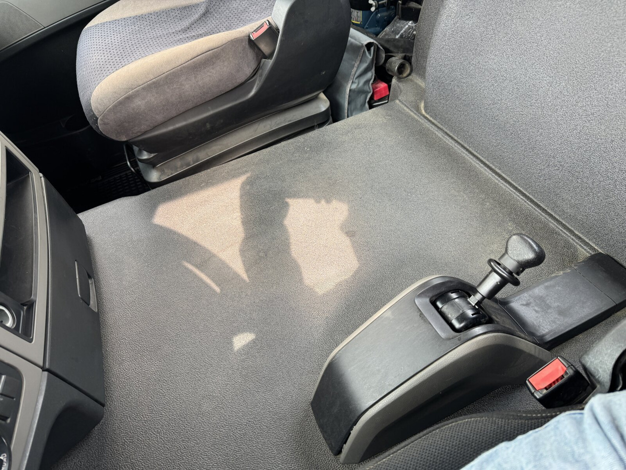 MAN TGS 26.500 6x4 BLS TGS 26.500 6x4 BLS, PriTarder, Navi, Hydraulik - Tracteur routier: photos 5 MAN TGS 26.500 6x4 BLS TGS 26.500 6x4 BLS, PriTarder, Navi, Hydraulik - Tracteur routier: photos 5