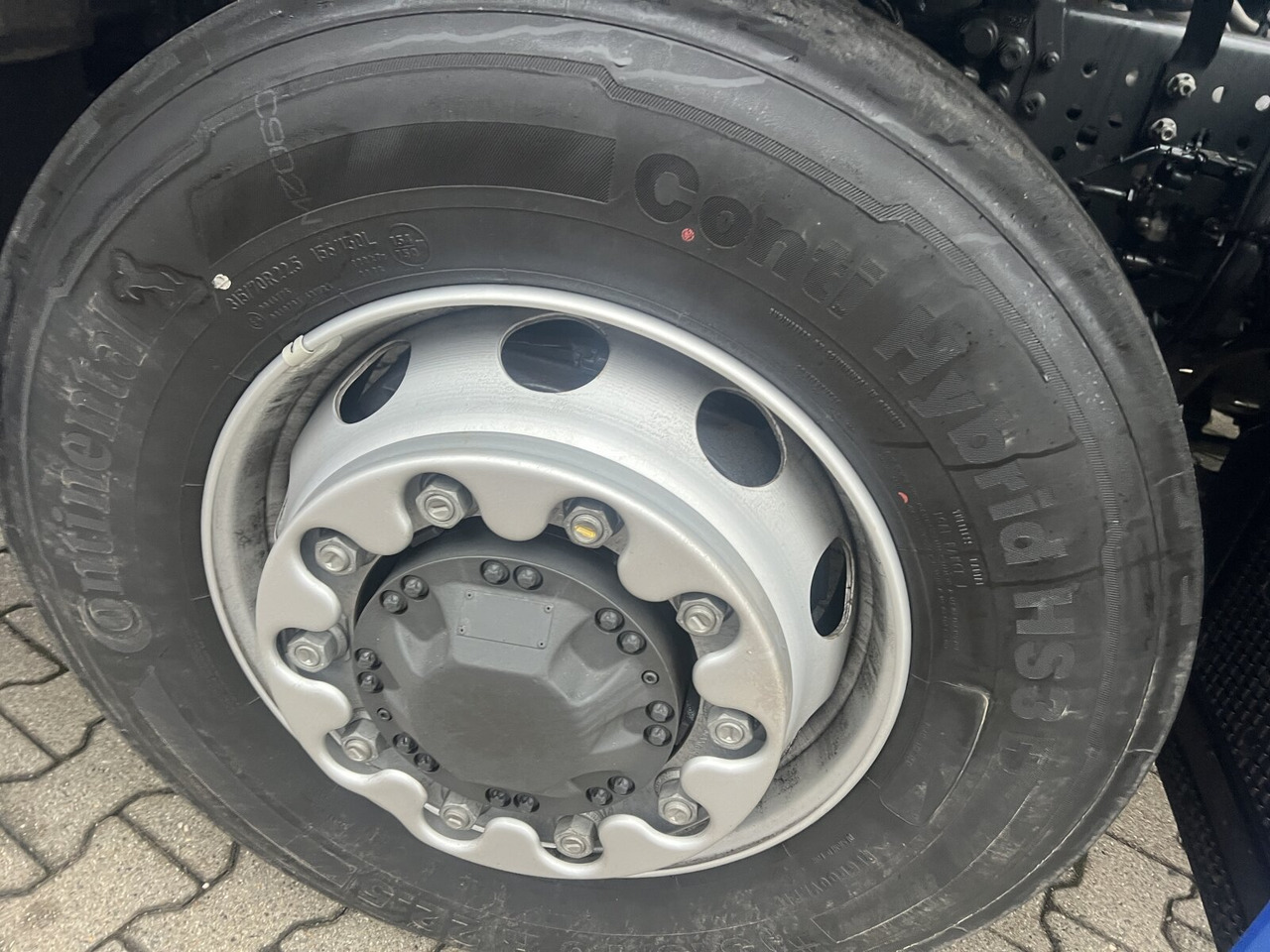 Mercedes-Benz Actros 1843 LS 4x4 HAD Actros 1843 LS 4x4 HAD, HydroDrive, MirrorCam, MultimediaCockpit - Tracteur routier: photos 3 Mercedes-Benz Actros 1843 LS 4x4 HAD Actros 1843 LS 4x4 HAD, HydroDrive, MirrorCam, MultimediaCockpit - Tracteur routier: photos 3