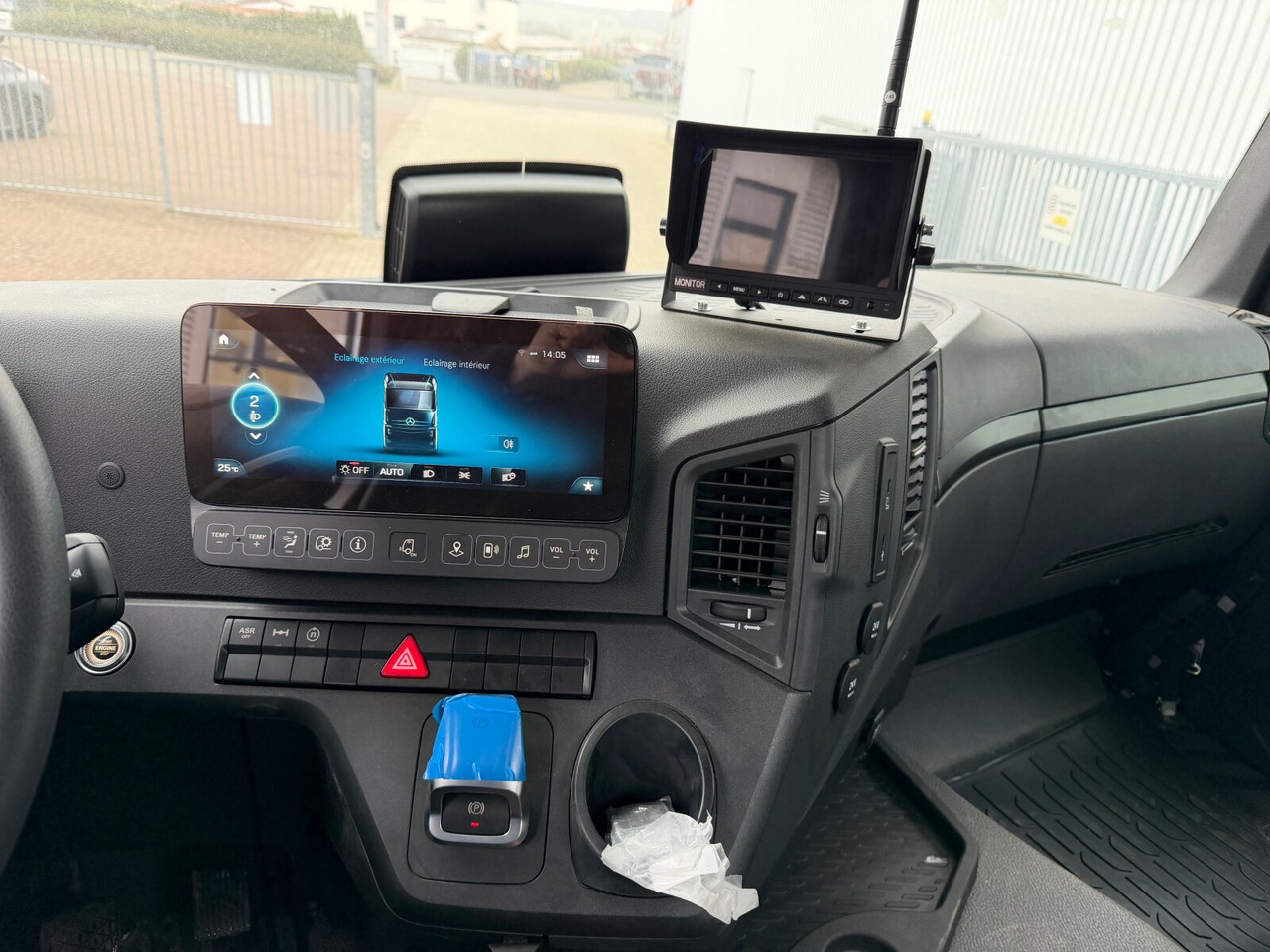 Mercedes-Benz Arocs 1840 K 4x2 Arocs 1840 K 4x2, MultimediaCockpit, 2x Nebenantrieb, NMV & Motorabtrieb - Tracteur routier: photos 5 Mercedes-Benz Arocs 1840 K 4x2 Arocs 1840 K 4x2, MultimediaCockpit, 2x Nebenantrieb, NMV & Motorabtrieb - Tracteur routier: photos 5