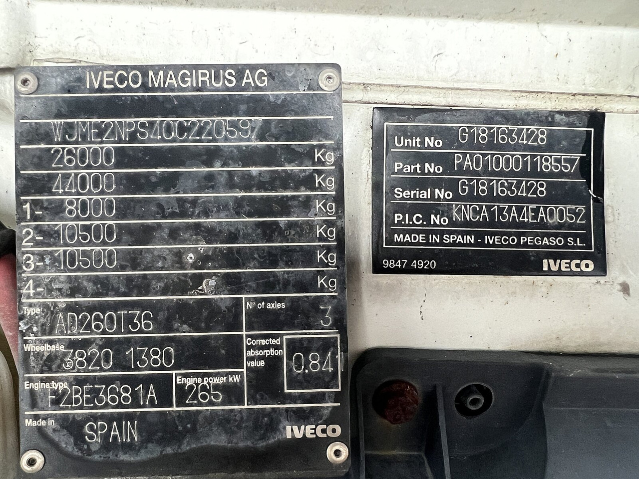 Trakker AD260T36 6x4 Trakker AD260T36 6x4 - Châssis cabine: photos 2 Trakker AD260T36 6x4 Trakker AD260T36 6x4 - Châssis cabine: photos 2