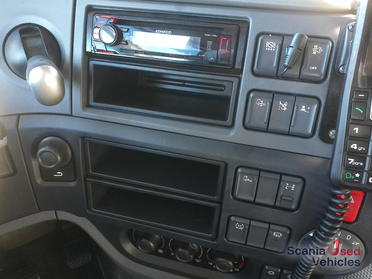 DAF XF 460 FT Low Liner - Tracteur routier: photos 2 DAF XF 460 FT Low Liner - Tracteur routier: photos 2