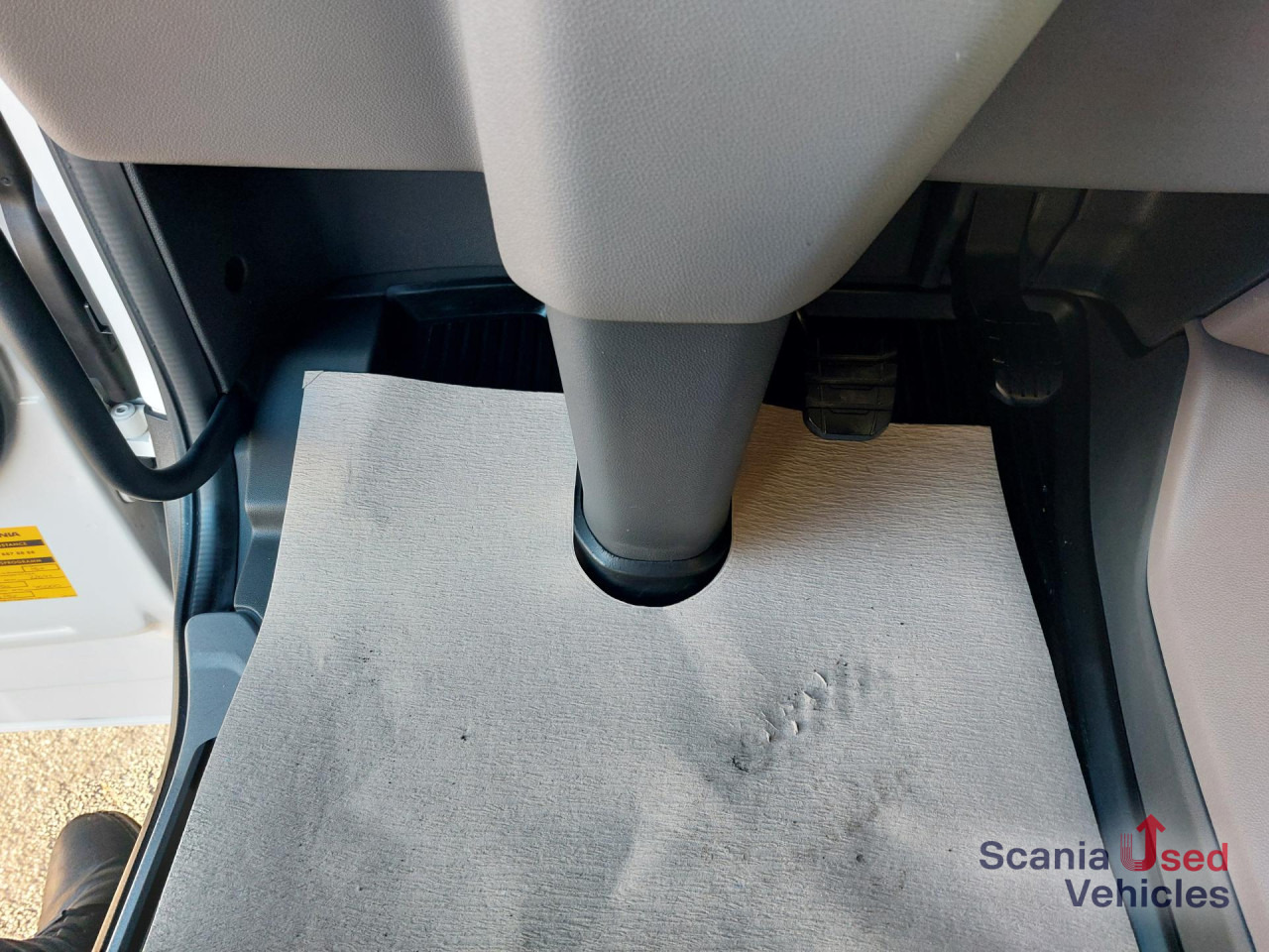 SCANIA R 460 A4x2EB - Tracteur routier: photos 2 SCANIA R 460 A4x2EB - Tracteur routier: photos 2