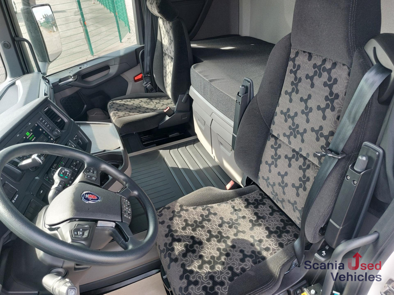 SCANIA R 460 A4x2NA - Kipphydraulik!!! - Tracteur routier: photos 2 SCANIA R 460 A4x2NA - Kipphydraulik!!! - Tracteur routier: photos 2