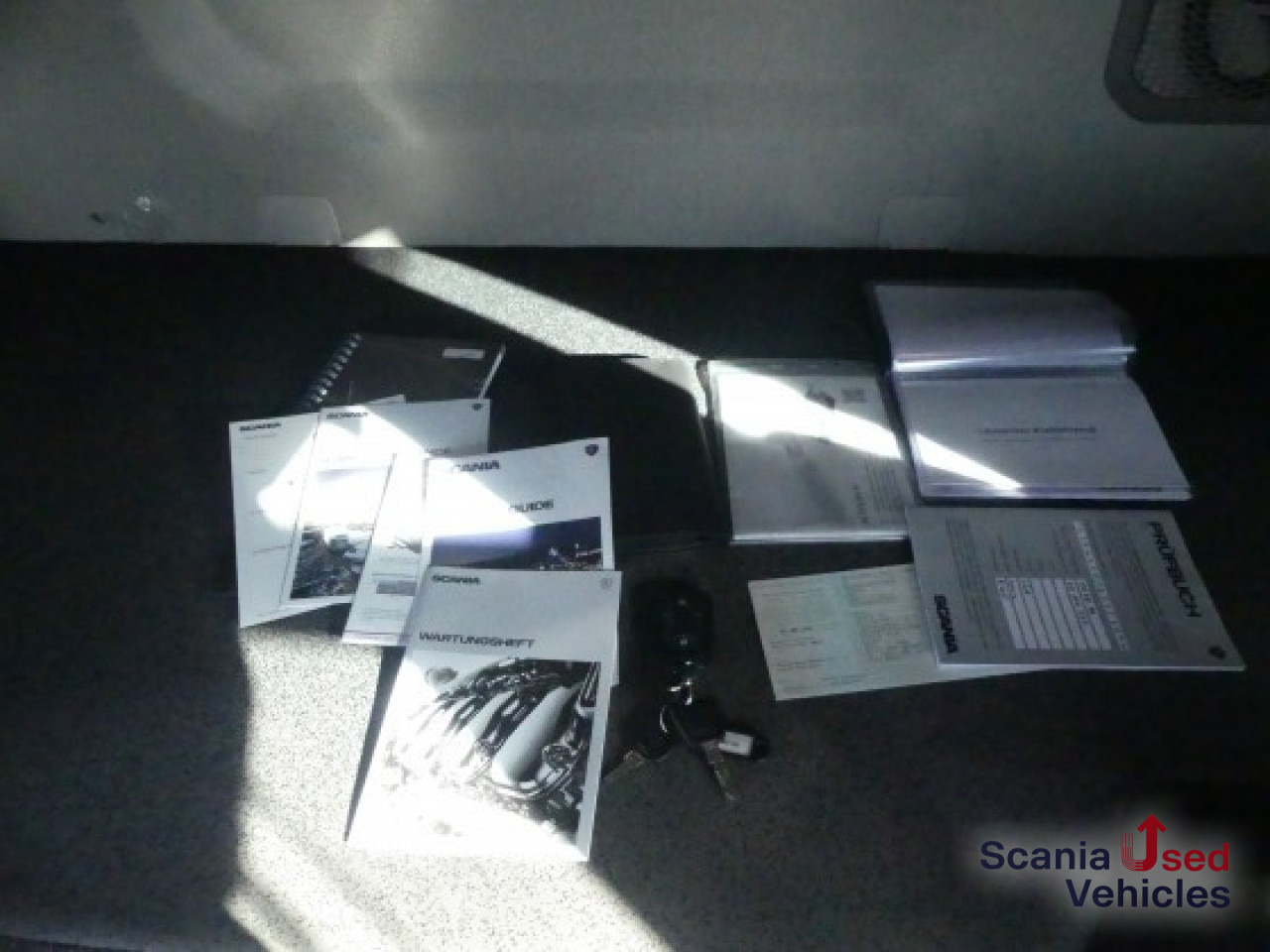 SCANIA R 460 A4x2NA Kipphydraulik New Dashboard - Tracteur routier: photos 5 SCANIA R 460 A4x2NA Kipphydraulik New Dashboard - Tracteur routier: photos 5