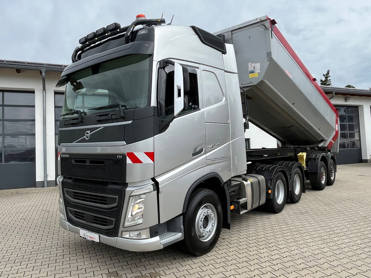 Volvo FH 540 6x4 Kipphydraulik 280TKM 60Tonnen - Tracteur routier: photos 1 Volvo FH 540 6x4 Kipphydraulik 280TKM 60Tonnen - Tracteur routier: photos 1