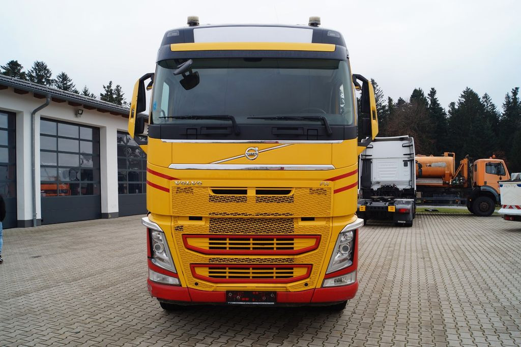 Volvo FH 500 Holztrans. mit Penz 12Z9 Holzkran Volvo FH 500 Holztrans. mit Penz 12Z9 Holzkran - Camion grumier, Camion grue: photos 3 Volvo FH 500 Holztrans. mit Penz 12Z9 Holzkran Volvo FH 500 Holztrans. mit Penz 12Z9 Holzkran - Camion grumier, Camion grue: photos 3