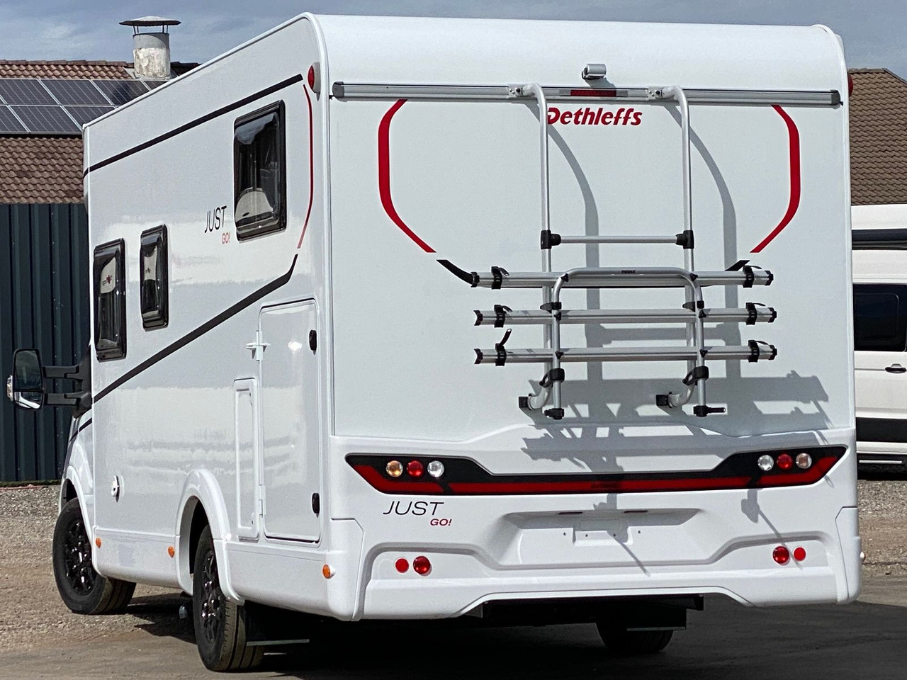 Dethleffs Just Go T 7055 EB, Hubbett, Markise, Navi+RFK - Camping-car profilé: photos 5 Dethleffs Just Go T 7055 EB, Hubbett, Markise, Navi+RFK - Camping-car profilé: photos 5