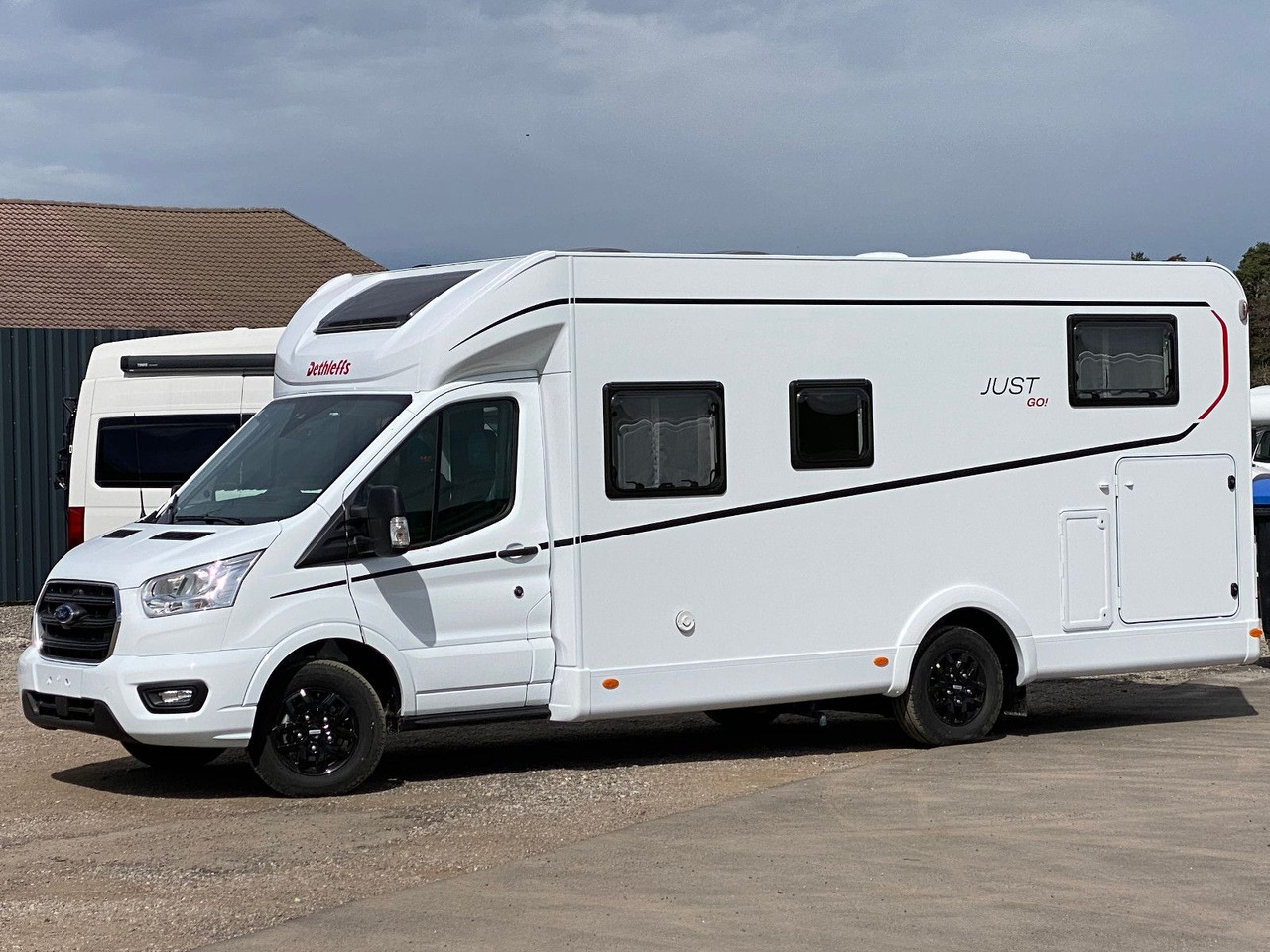 Dethleffs Just Go T 7055 EB, Hubbett, Markise, Navi+RFK - Camping-car profilé: photos 4 Dethleffs Just Go T 7055 EB, Hubbett, Markise, Navi+RFK - Camping-car profilé: photos 4